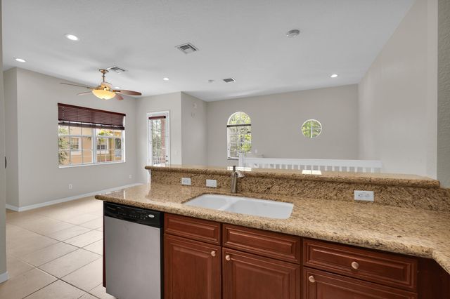 4851 Bonsai Circle 213, Palm Beach Gardens, FL 33418
