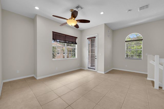 4851 Bonsai Circle 213, Palm Beach Gardens, FL 33418