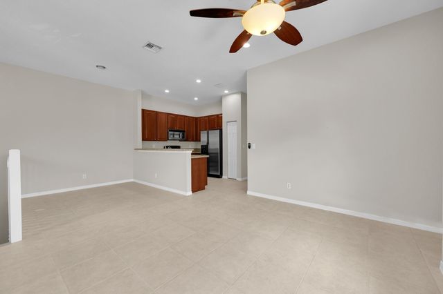 4851 Bonsai Circle 213, Palm Beach Gardens, FL 33418