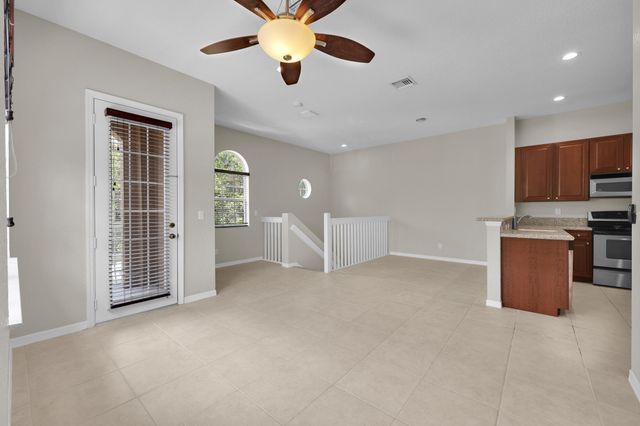 4851 Bonsai Circle 213, Palm Beach Gardens, FL 33418