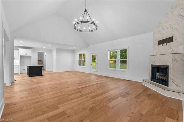 5090 Southern Pines Drive, Kernersville, NC 27284