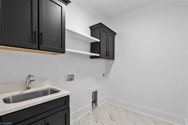 5090 Southern Pines Drive, Kernersville, NC 27284