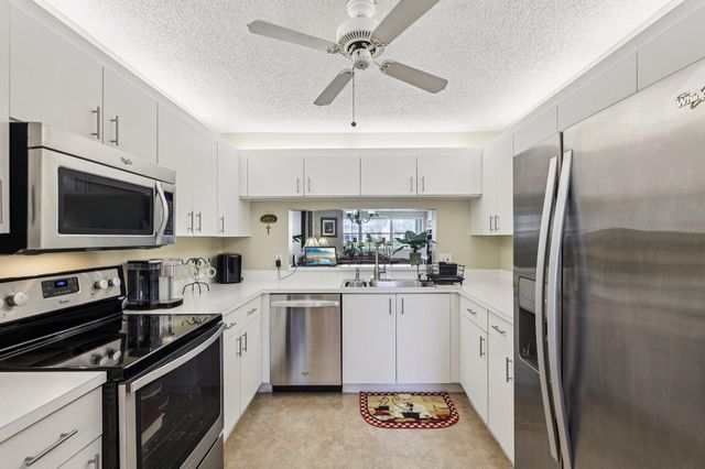 10208 NW 24th Place 102, Sunrise, FL 33322