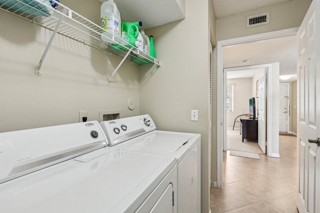 10208 NW 24th Place 102, Sunrise, FL 33322