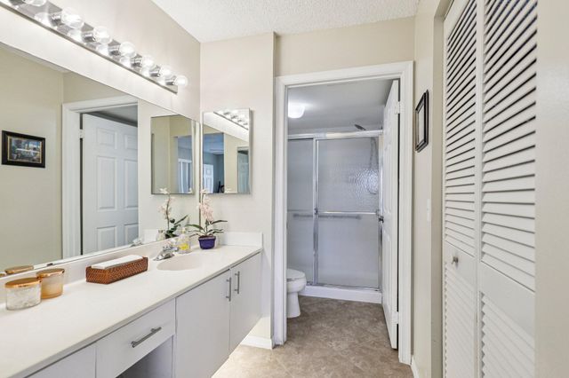 10208 NW 24th Place 102, Sunrise, FL 33322