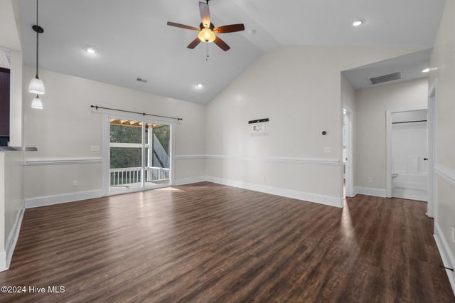 604 Tar Landing Road, Holly Ridge, NC 28445