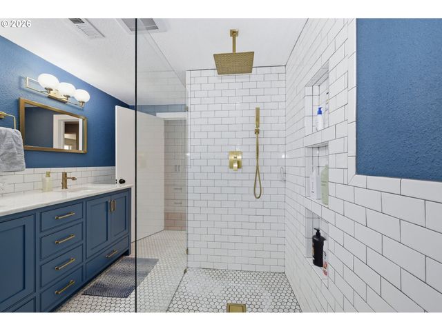 110 CORLISS Ln, Eugene, OR 97404