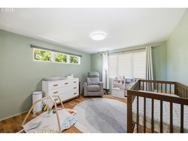 110 CORLISS Ln, Eugene, OR 97404