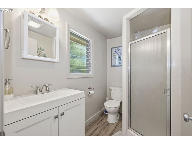 110 CORLISS Ln, Eugene, OR 97404