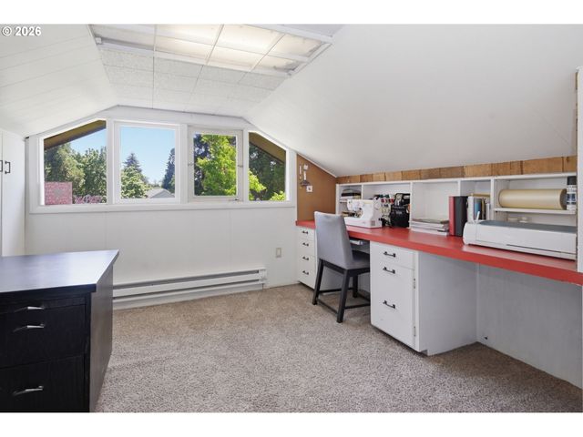 110 CORLISS Ln, Eugene, OR 97404
