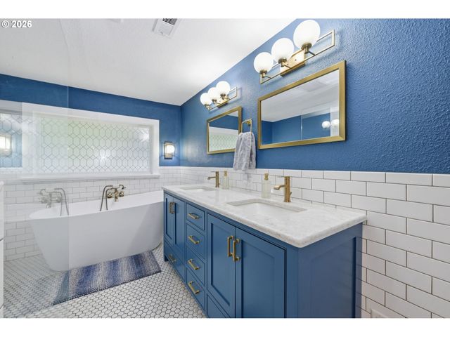 110 CORLISS Ln, Eugene, OR 97404