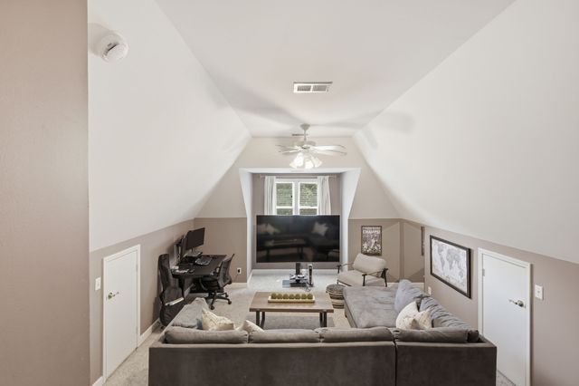 4905 Tulip Grove Ln, Hermitage, TN 37076