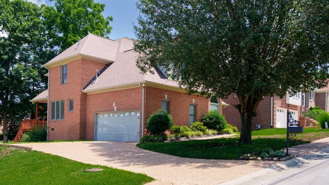 4905 Tulip Grove Ln, Hermitage, TN 37076