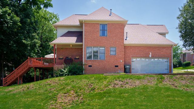 4905 Tulip Grove Ln, Hermitage, TN 37076
