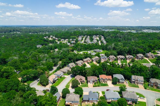 4905 Tulip Grove Ln, Hermitage, TN 37076