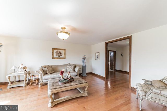 3461 ERNEST LN, Collegeville, PA 19426