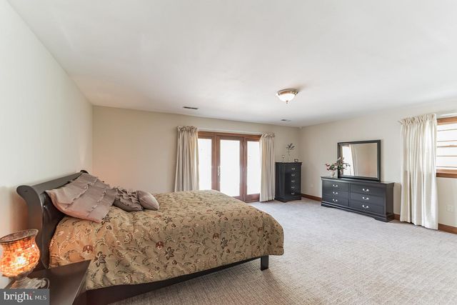 3461 ERNEST LN, Collegeville, PA 19426