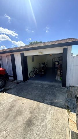 6713 WILLOW SPRING COURT, Tampa, FL 33615