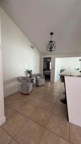 6713 WILLOW SPRING COURT, Tampa, FL 33615