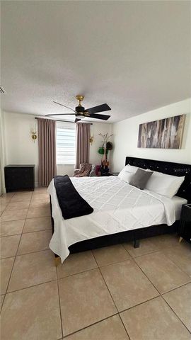 6713 WILLOW SPRING COURT, Tampa, FL 33615
