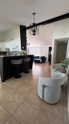 6713 WILLOW SPRING COURT, Tampa, FL 33615