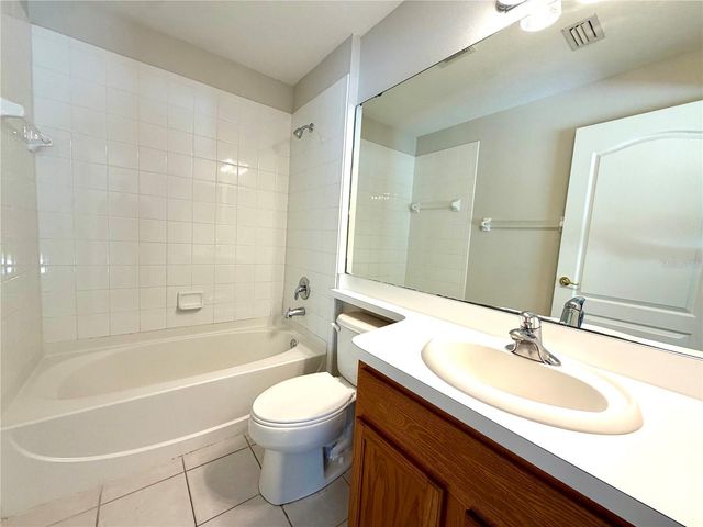 10450 LUCAYA DRIVE, Tampa, FL 33647