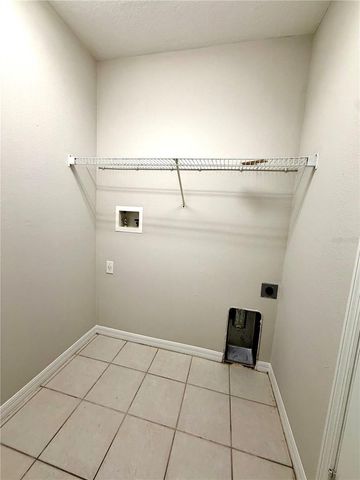 10450 LUCAYA DRIVE, Tampa, FL 33647