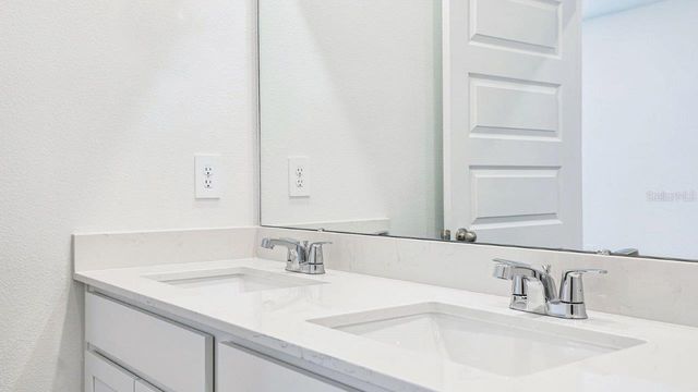 6064 NAVONA WAY, Winter Haven, FL 33884