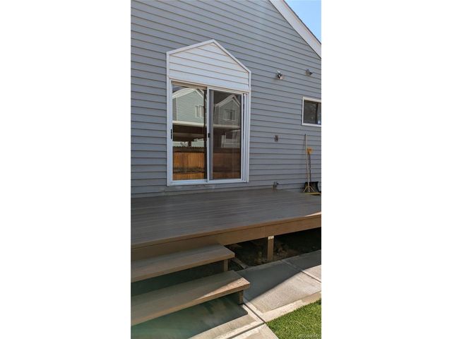 286 S Nome St, Aurora, CO 80012