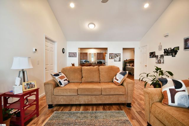 108 Rudolph Court, Anderson, SC 29625