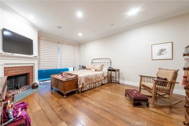 4774 Park Encino 206, Encino, CA 91436