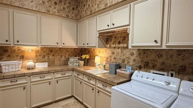 8007 Sunset Falls Court, Spring, TX 77379