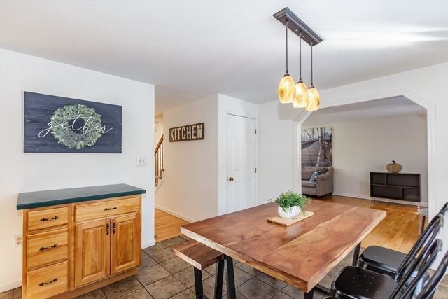 979 Hildreth Street, Dracut, MA 01826