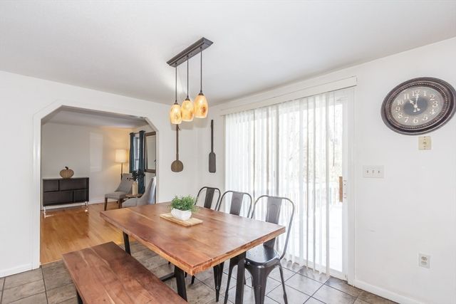 979 Hildreth Street, Dracut, MA 01826