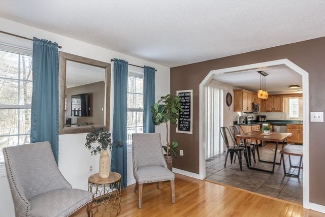 979 Hildreth Street, Dracut, MA 01826