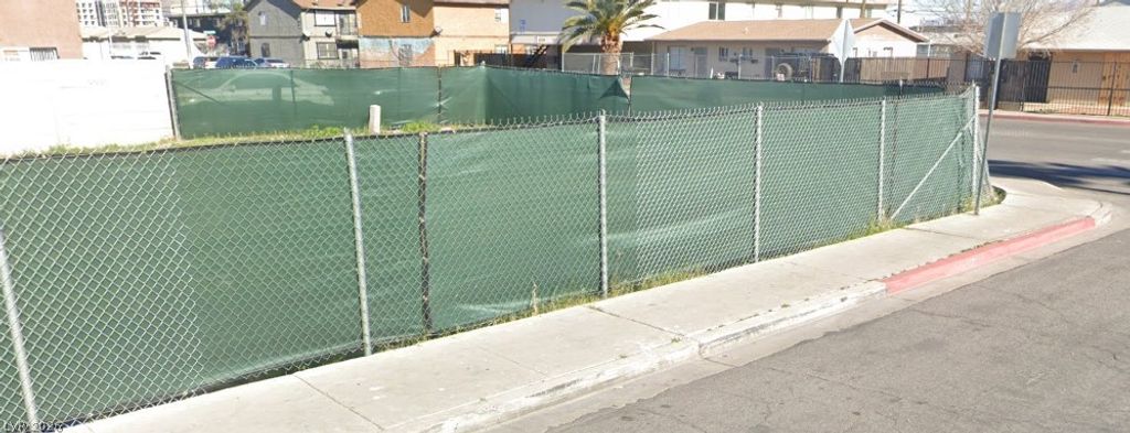 200 West Chicago Avenue, Las Vegas, NV 89102 — exterior
