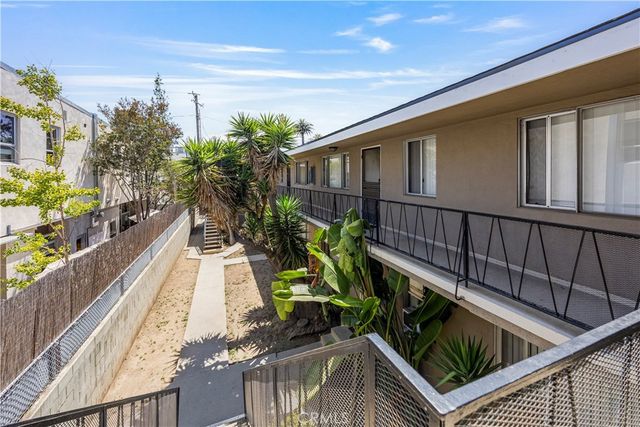 1444 Euclid, Santa Monica, CA 90404