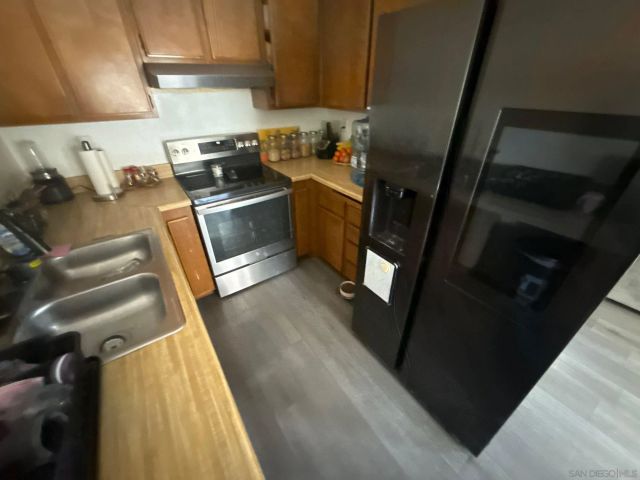 1761 Hollister St 32, San Diego, CA 92154