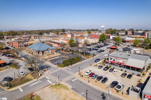 209 Westfield Avenue, Greer, SC 29651