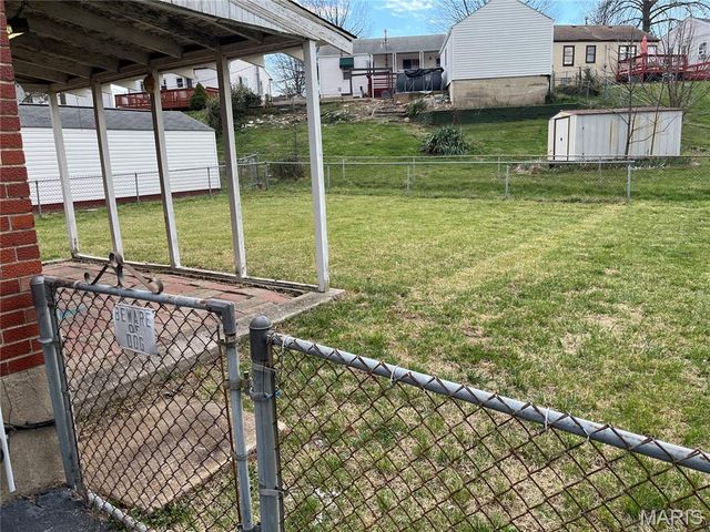 10262 Breckenridge Road, St Ann, MO 63074