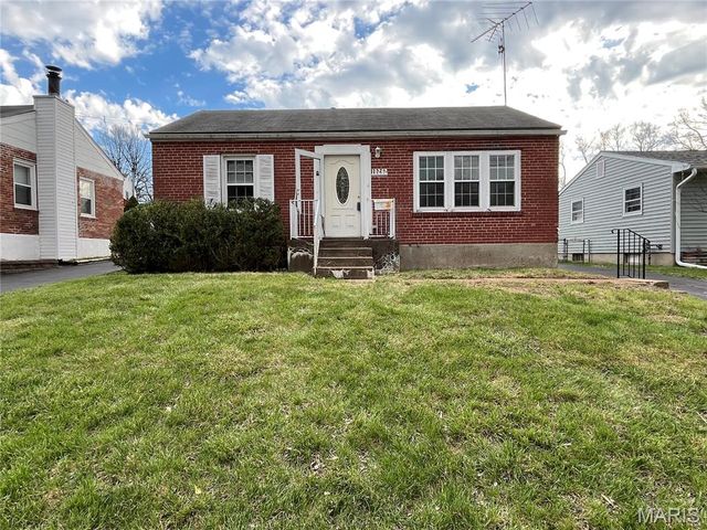 10262 Breckenridge Road, St Ann, MO 63074