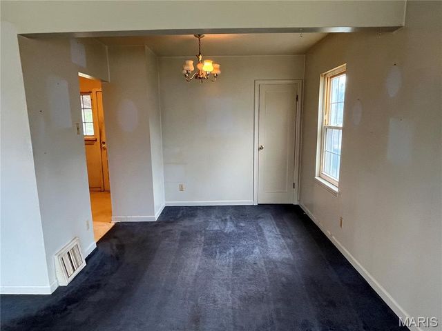 10262 Breckenridge Road, St Ann, MO 63074