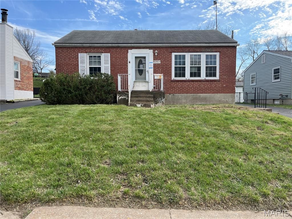 10262 Breckenridge Road, St Ann, MO 63074