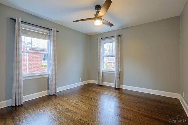 26 W Mills Avenue, Wyoming, OH 45215