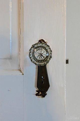 26 W Mills Avenue, Wyoming, OH 45215