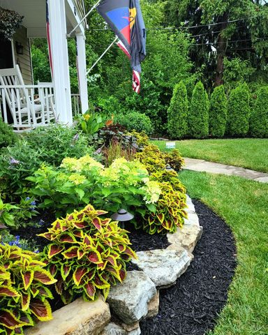 26 W Mills Avenue, Wyoming, OH 45215