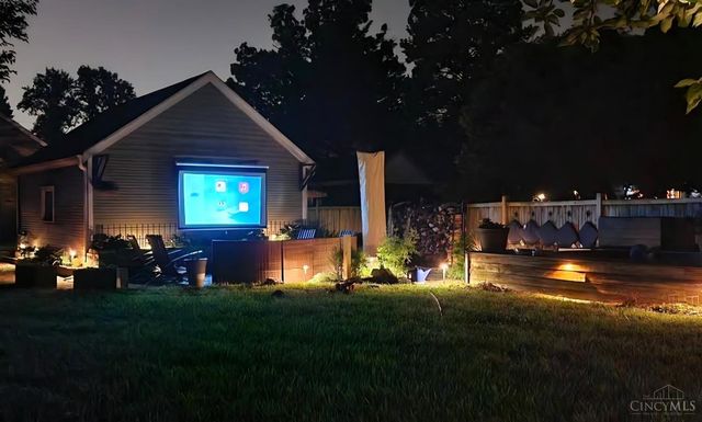 26 W Mills Avenue, Wyoming, OH 45215