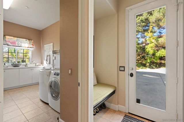 17117 Tallow Tree Lane, San Diego, CA 92127