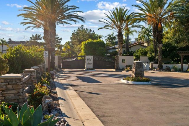 17117 Tallow Tree Lane, San Diego, CA 92127