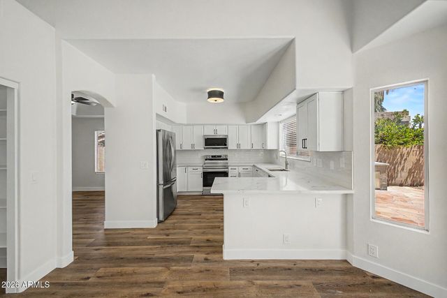 16652 S 24TH Place, Phoenix, AZ 85048